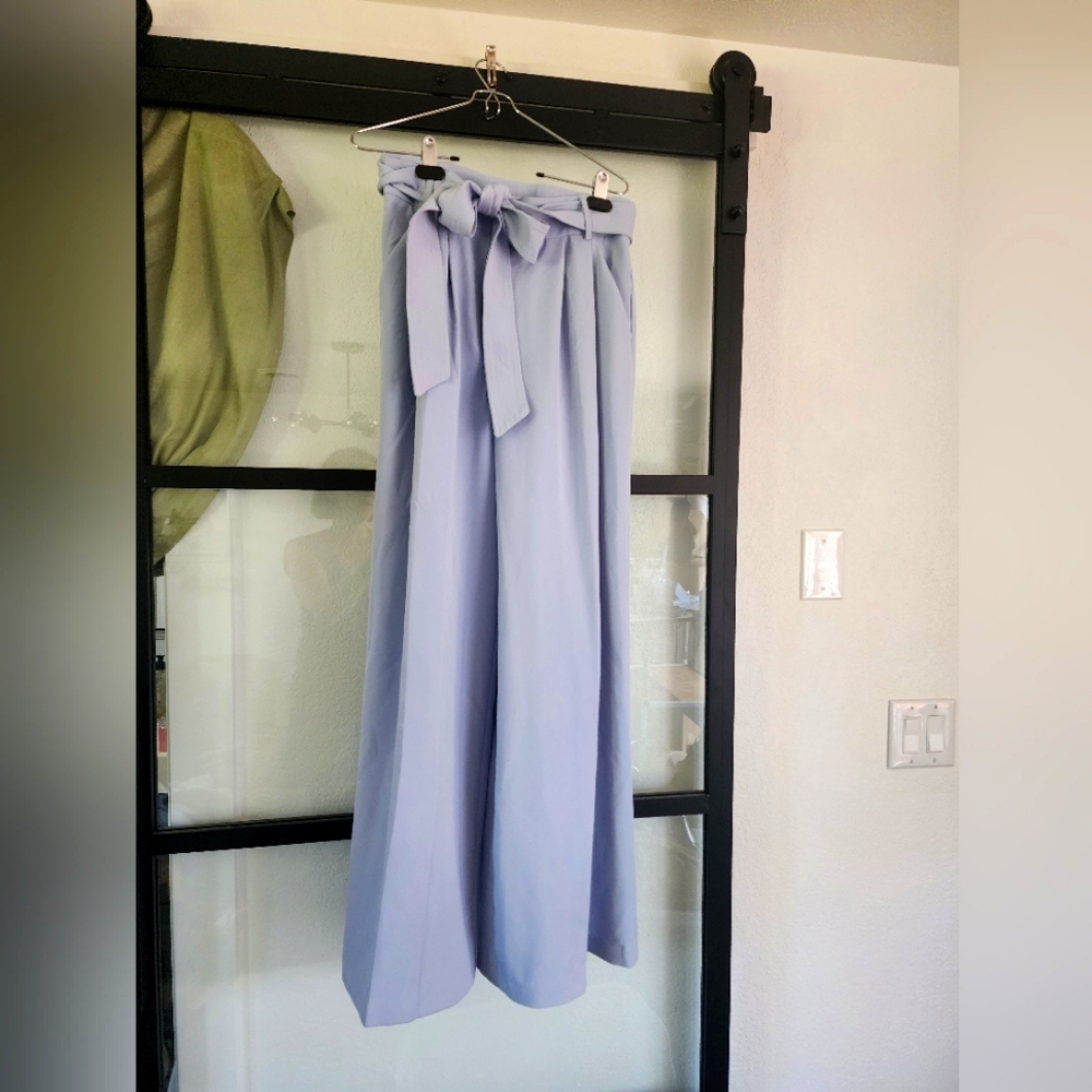 MILLY size 6 traputano pants eggshell blue